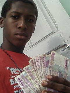 js8 en mo2 I get money...